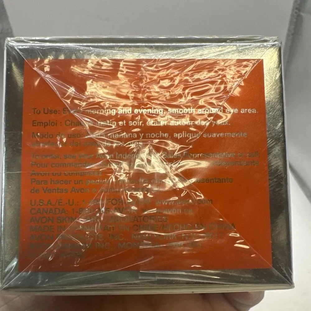 AVON Anew Genics Eye Treatment  .50 oz  New in box NOS